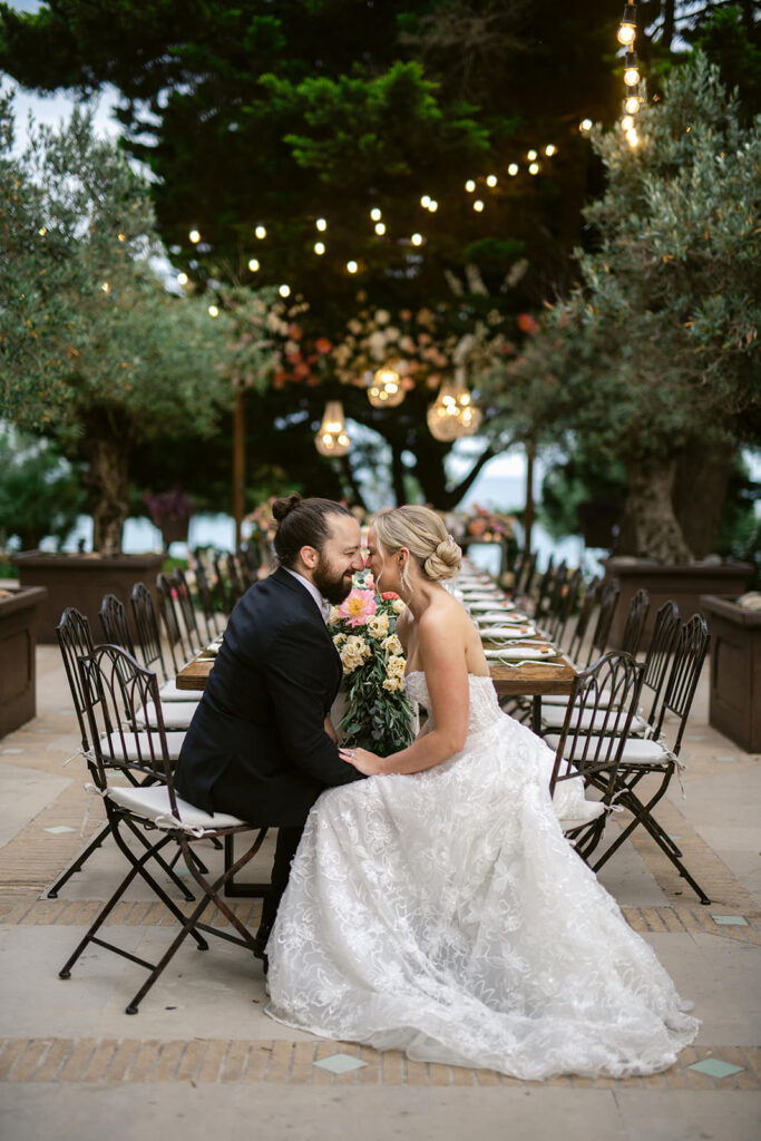 seaview wedding with the most stylish sweet heart table